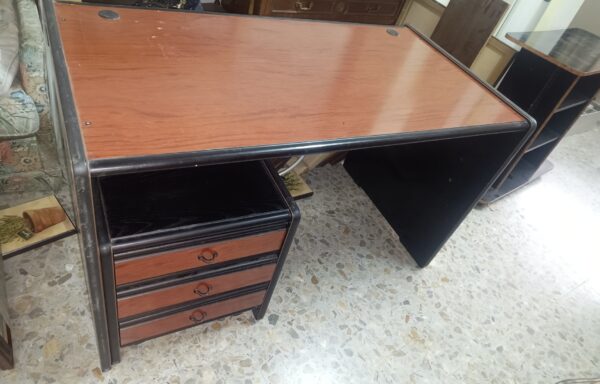 Escritorio barato con cajones en Zaragoza