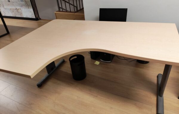 Mesa despacho barata en L en Zaragoza