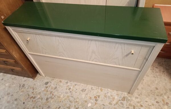 15 € Mueble Almacén / Zapatero Madera