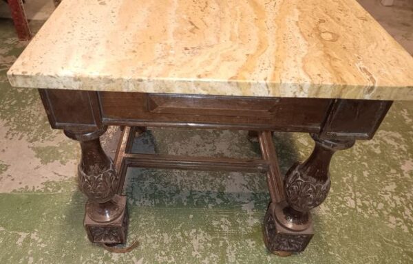 15 € Mesita antigua mármol y madera