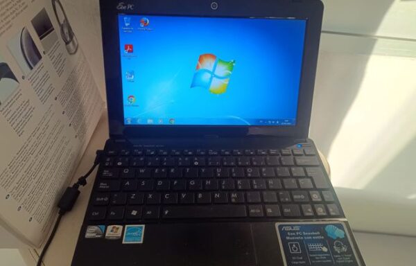 35 € Mini portátil Asus Eee PC