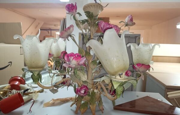 14 € Lámpara de techo floral de cristal y metal