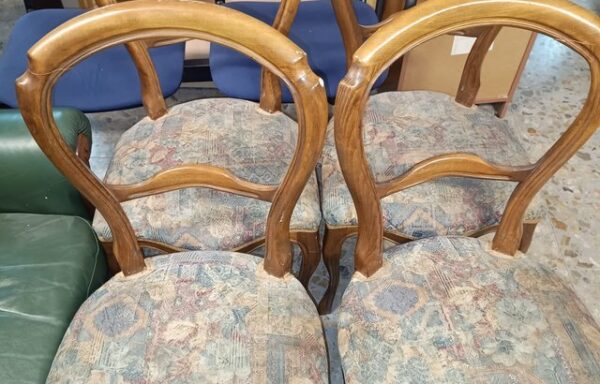 4 € Sillas de madera para restaurar (precio por unidad