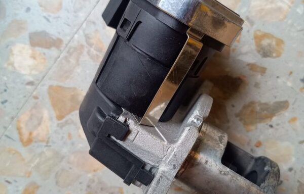 35 € Válvula EGR Mercedes A6461400760/A6461400460