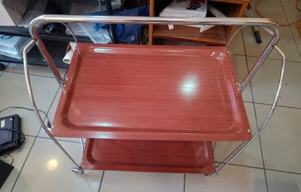 18 € Mueble camarera madera y metal