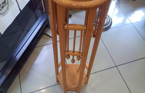 5 € Poyata ornamental de madera