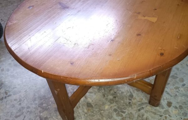 15 € Mesa baja redonda de madera