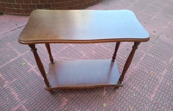 14 € Mesita auxiliar de madera