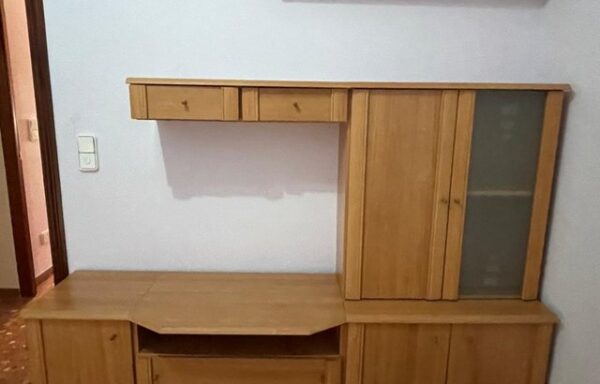 45 € Mueble de salón madera y cristal