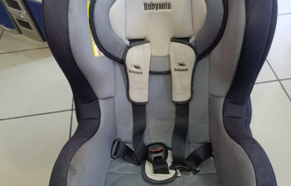7 € Silla coche bebé sin ISOFIX