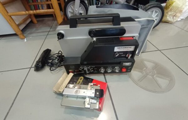 19 € Proyector Neramatic Super Sound 600