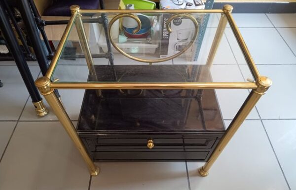 14 € Mesilla auxiliar cristal y metal dorado