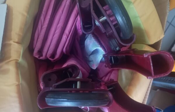 12 € Cuna de viaje plegable